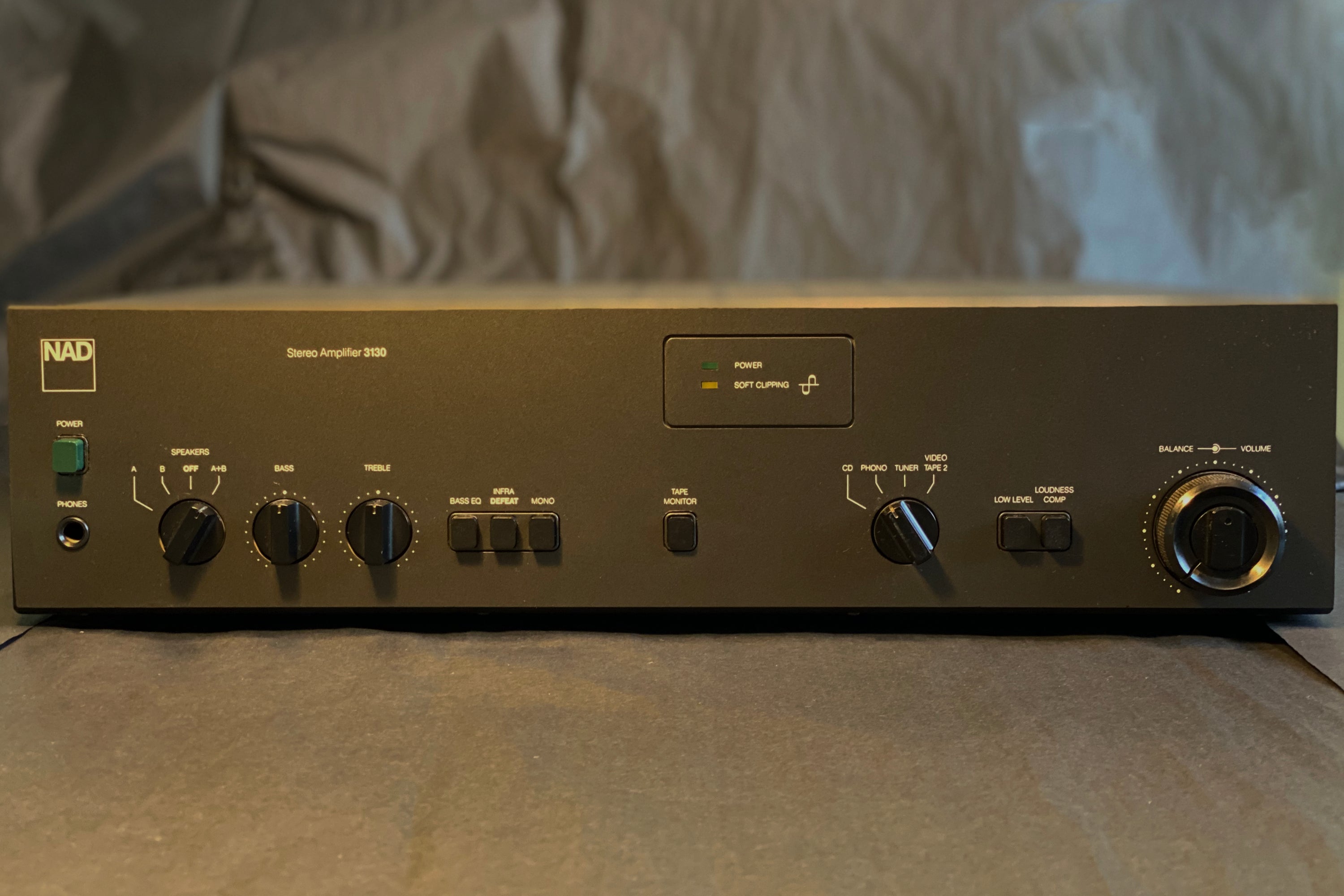NAD 3130 Integrated Stereo Amplifier