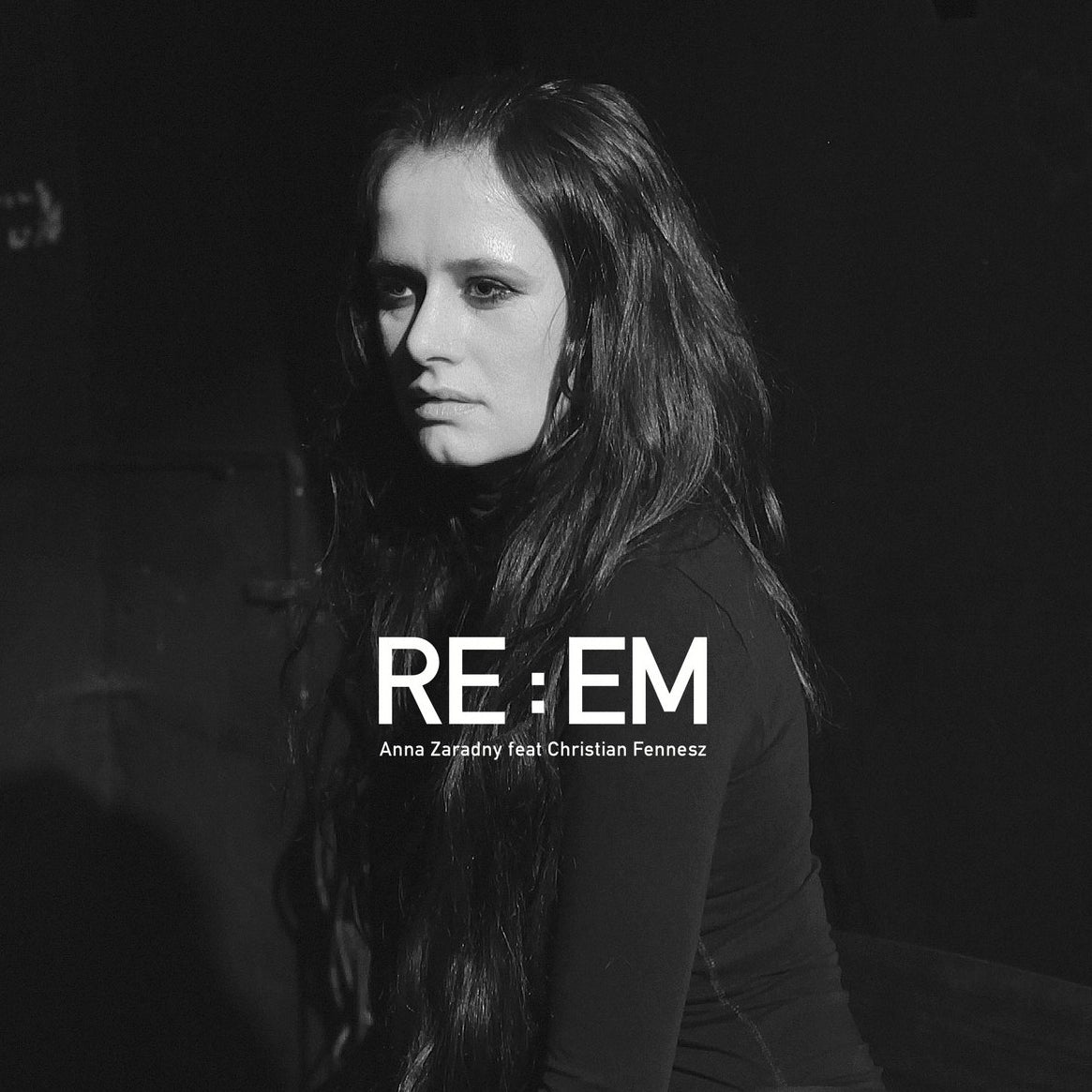 Anna Zaradny Feat Fennesz – RE : EM