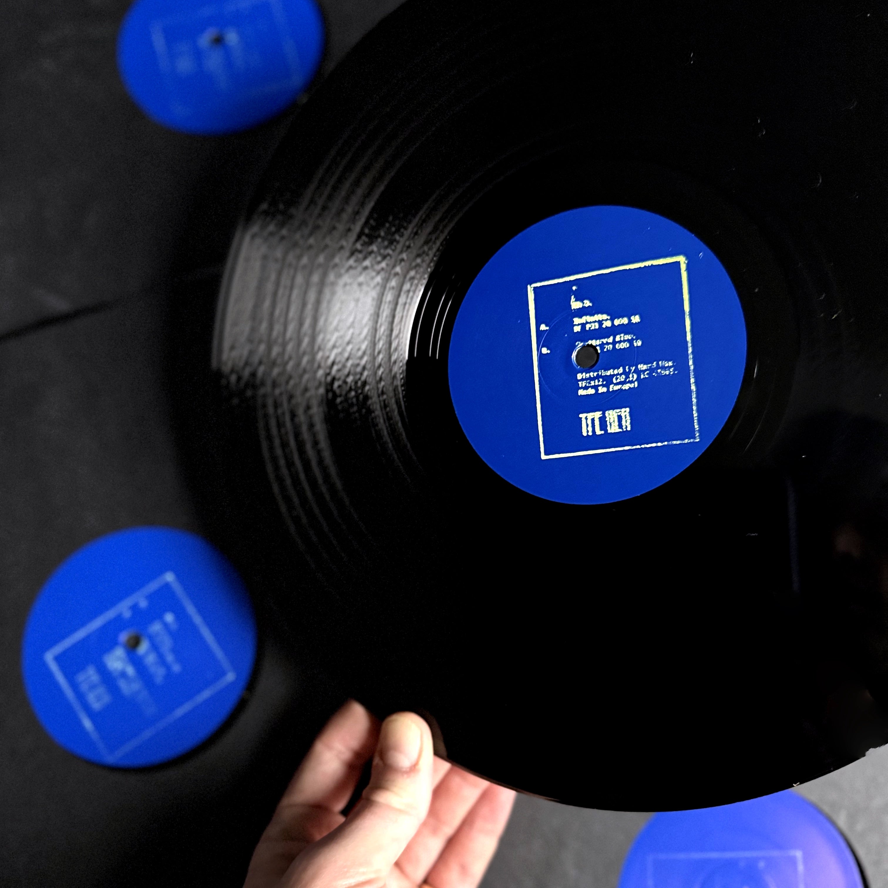 DD 2 – Infinite / Scattered Blue