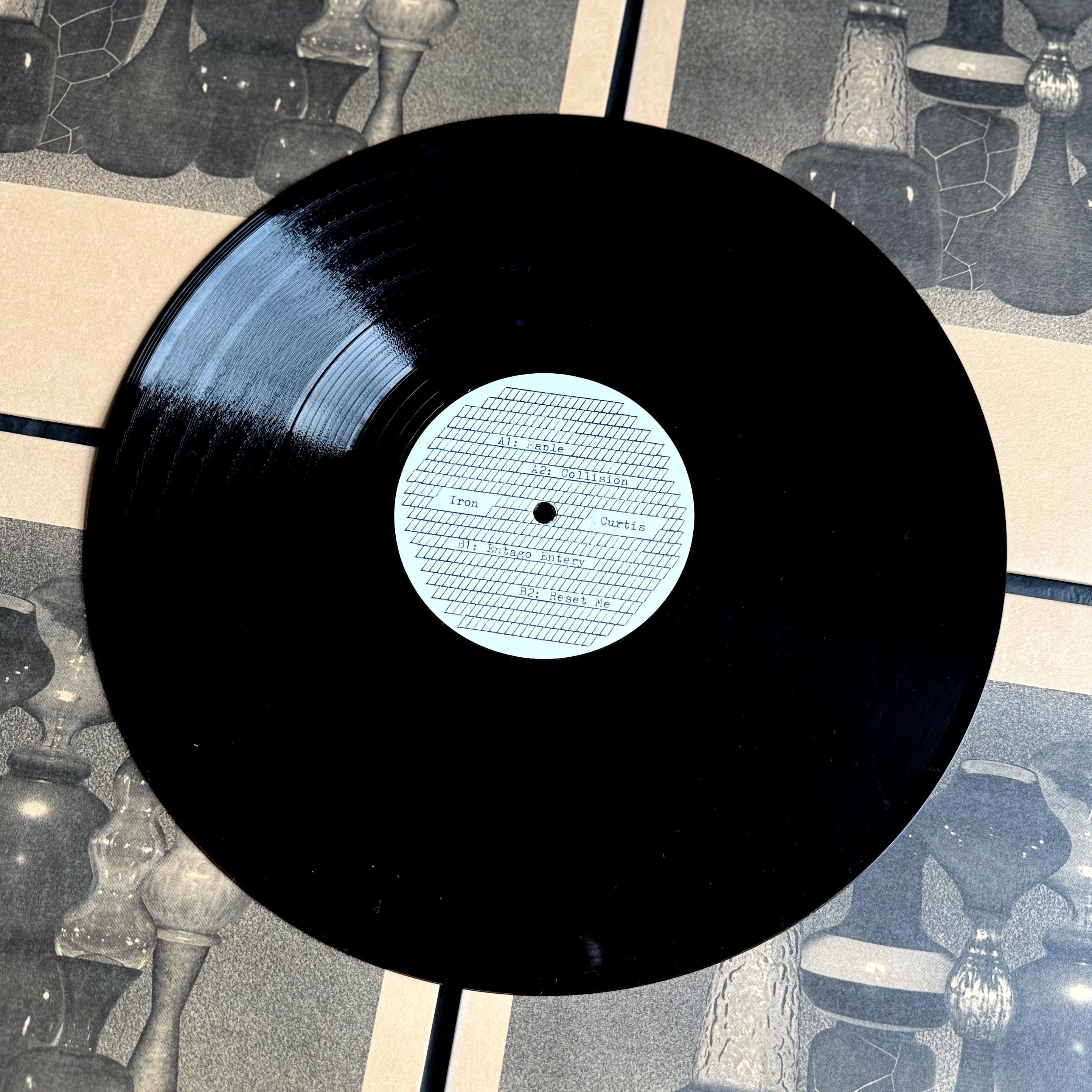 Iron Curtis Maple Vinyl