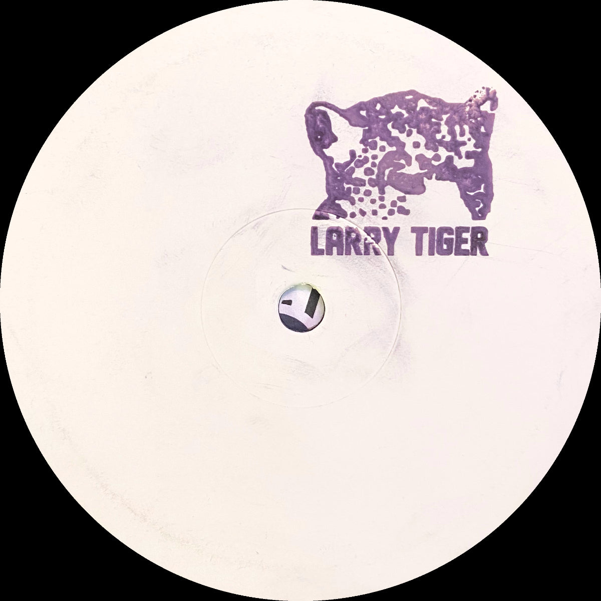 Larry Tiger – Alone On The Green EP